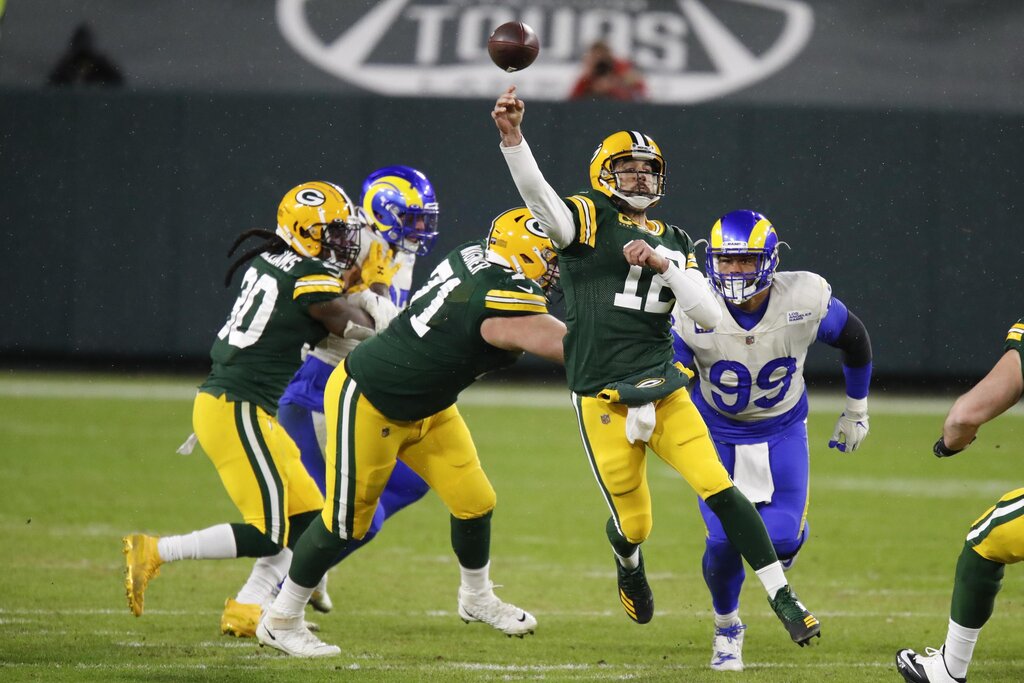 rodgers packers rams