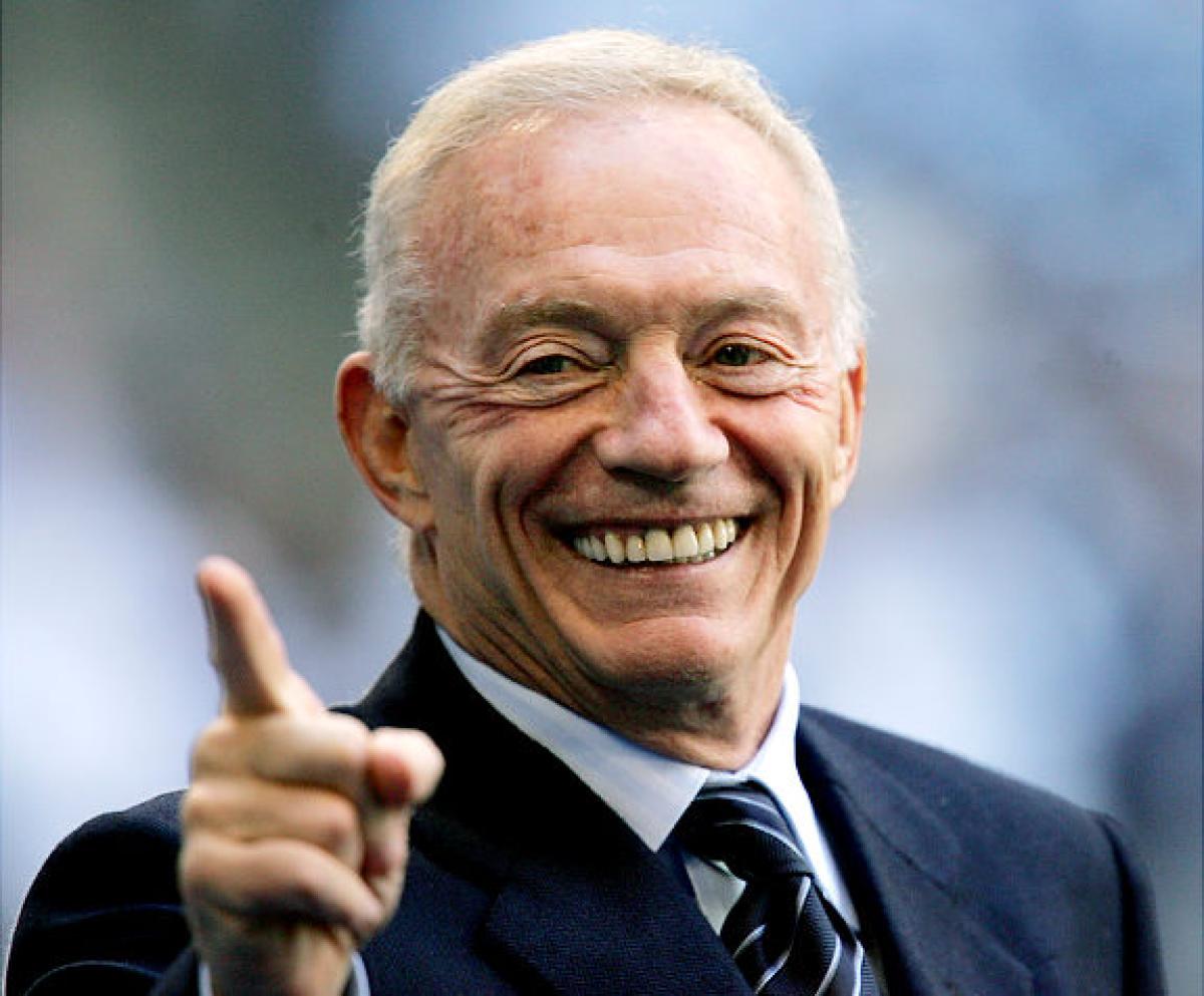 Jerry Jones proprietari