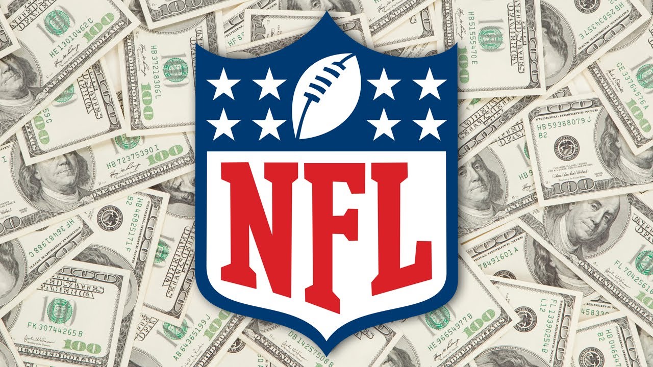 giocatori NFL più pagati fifth year salary cap giocatori dollari salario nfl squadre