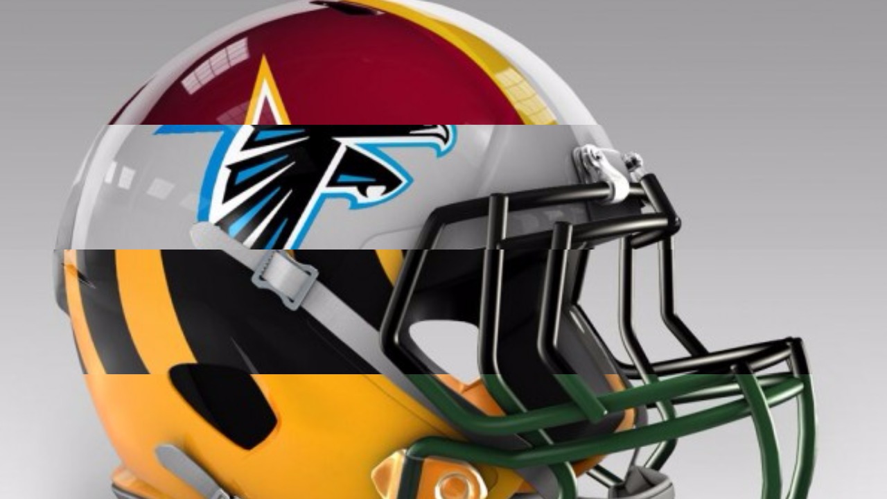 I caschi NFL con i colori della squadra rivale