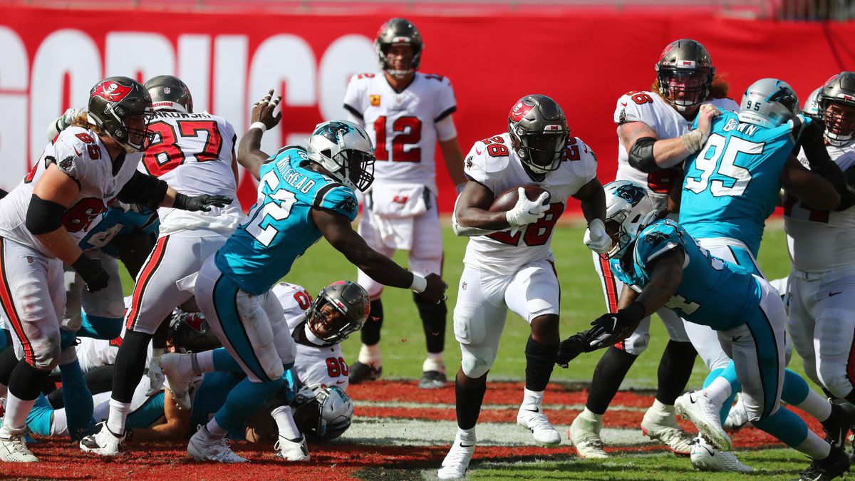 Fournette Buccaneers Panthers