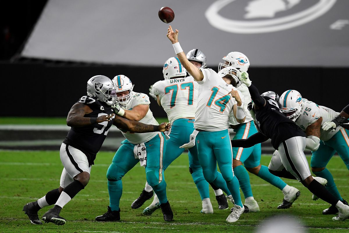 Fitzpatrick Dolphins Raiders