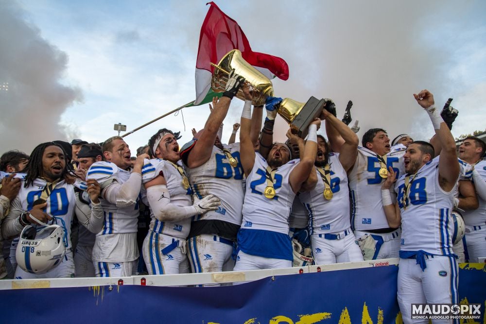 Il football americano... - Pagina 4 Italia-Campione-Europa