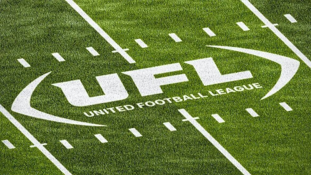 UFL Logo field campo