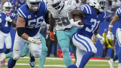 Colts dolphins