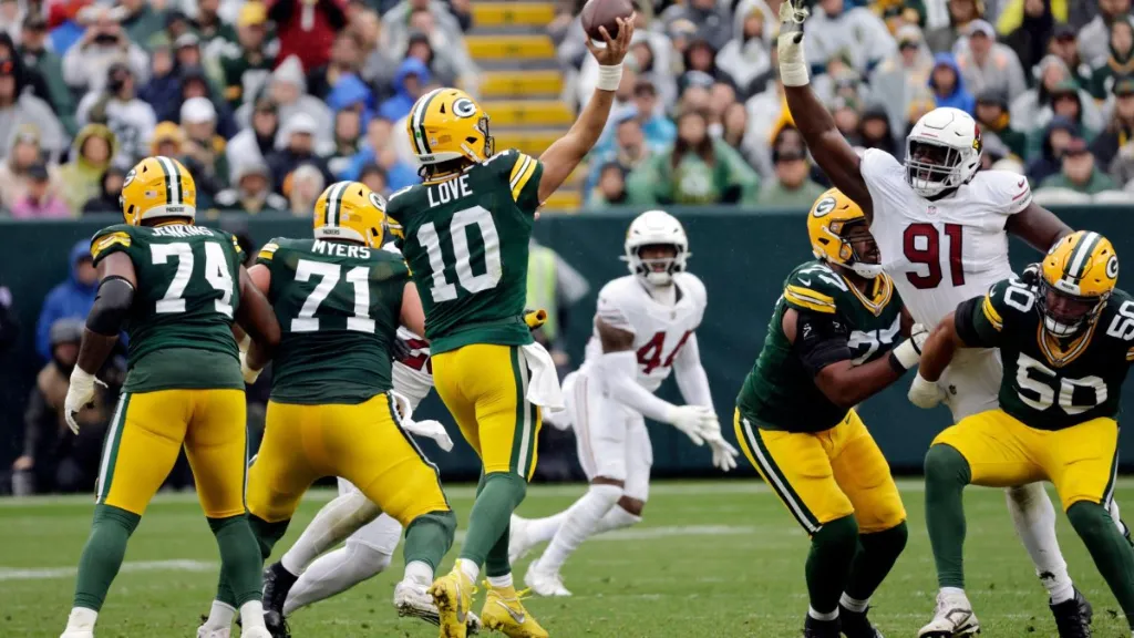 love cardinals packers